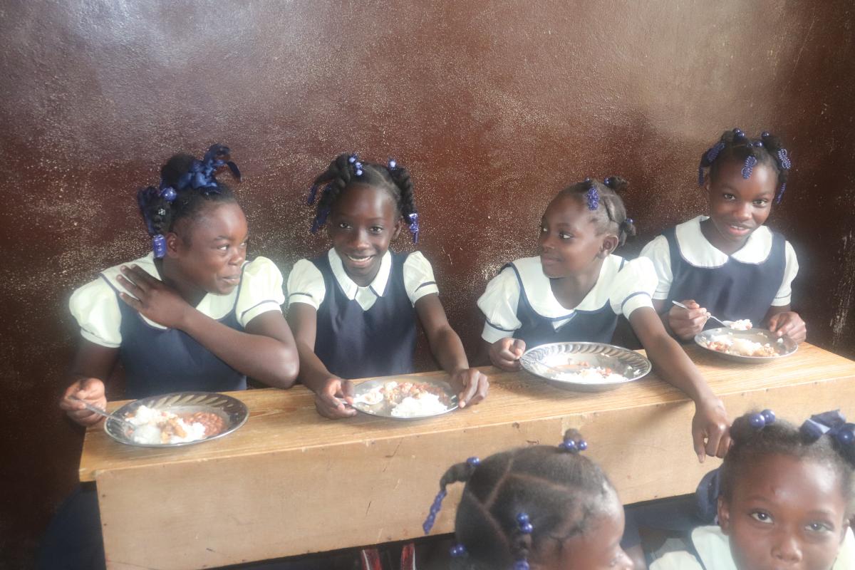 13dbfc9cd4524668acb04bb51983c85b